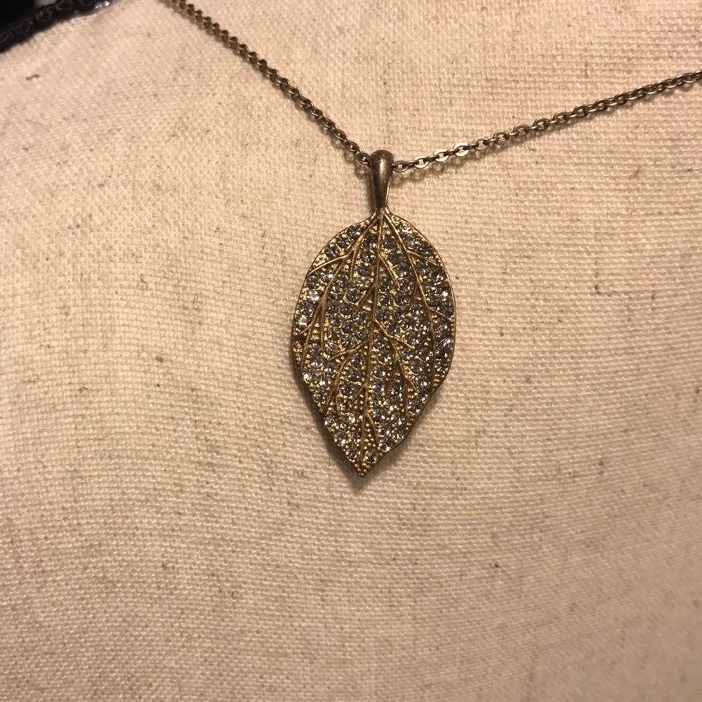 Lia Sophia 2-way Yellow Gold Pavé Leaf Necklace - Picture 5 of 8